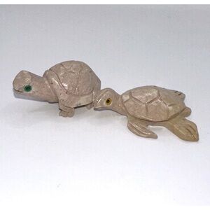 Set Of 2 SEA TURTLE Carved From stone gemstone SOAPSTONE, Miniature Peruvian